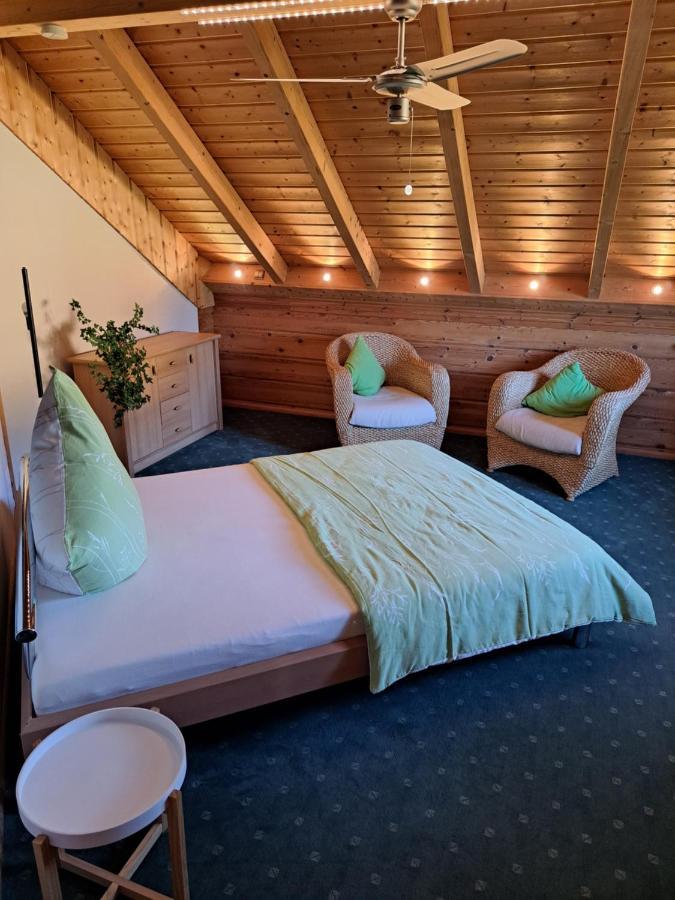 Steewer Landhaus Gemuetliche Ferienwohnung Bis 6 Pers In Ruhiger Ortsrandlage Stebach Zewnętrze zdjęcie