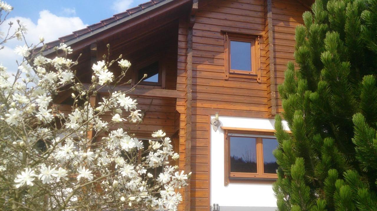 Steewer Landhaus Gemuetliche Ferienwohnung Bis 6 Pers In Ruhiger Ortsrandlage Stebach Zewnętrze zdjęcie